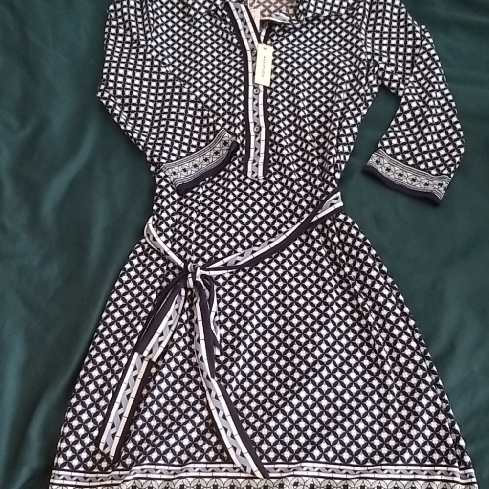 CLOSET CLOSING -NEW • Max Studio dress